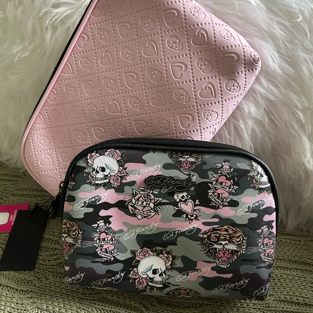 NWT Ed Hardy Pink Small Camo Cosmetic Pouch Bundle with Black Ribbon gift tie